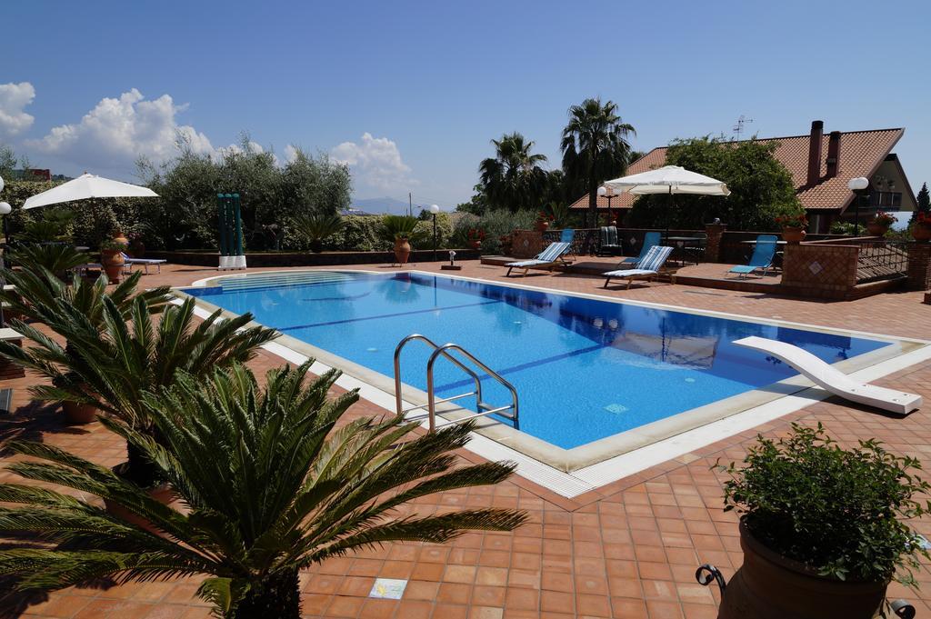 Villa Esclusiva Con Piscina Privata E Vista Etna Zafferana Etnea Ngoại thất bức ảnh