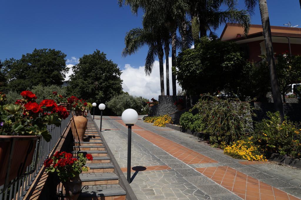 Villa Esclusiva Con Piscina Privata E Vista Etna Zafferana Etnea Ngoại thất bức ảnh